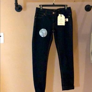 Dark blue Generra jeans